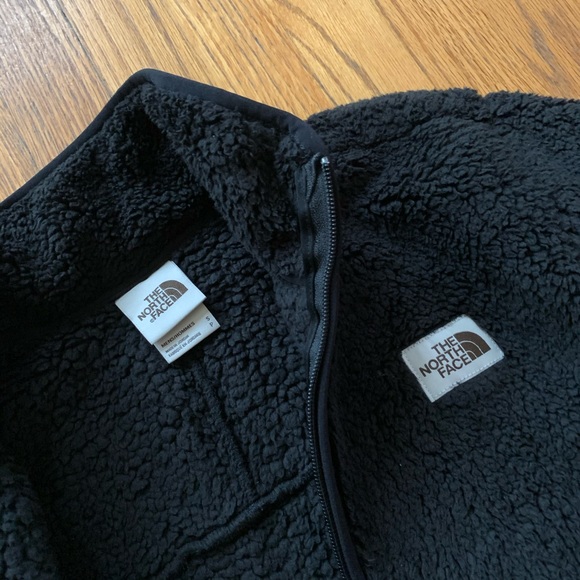 Black Northface Campshire Full-Zip Jacket in Small - Picture 3 of 3